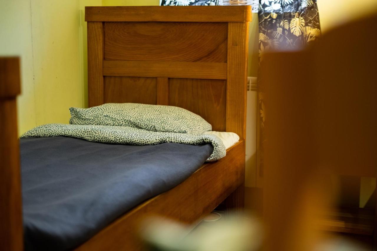 クラシチン Modryna Ranczo Bed & Breakfast エクステリア 写真