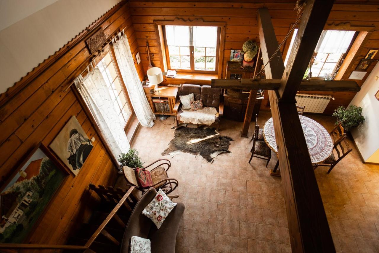 クラシチン Modryna Ranczo Bed & Breakfast エクステリア 写真