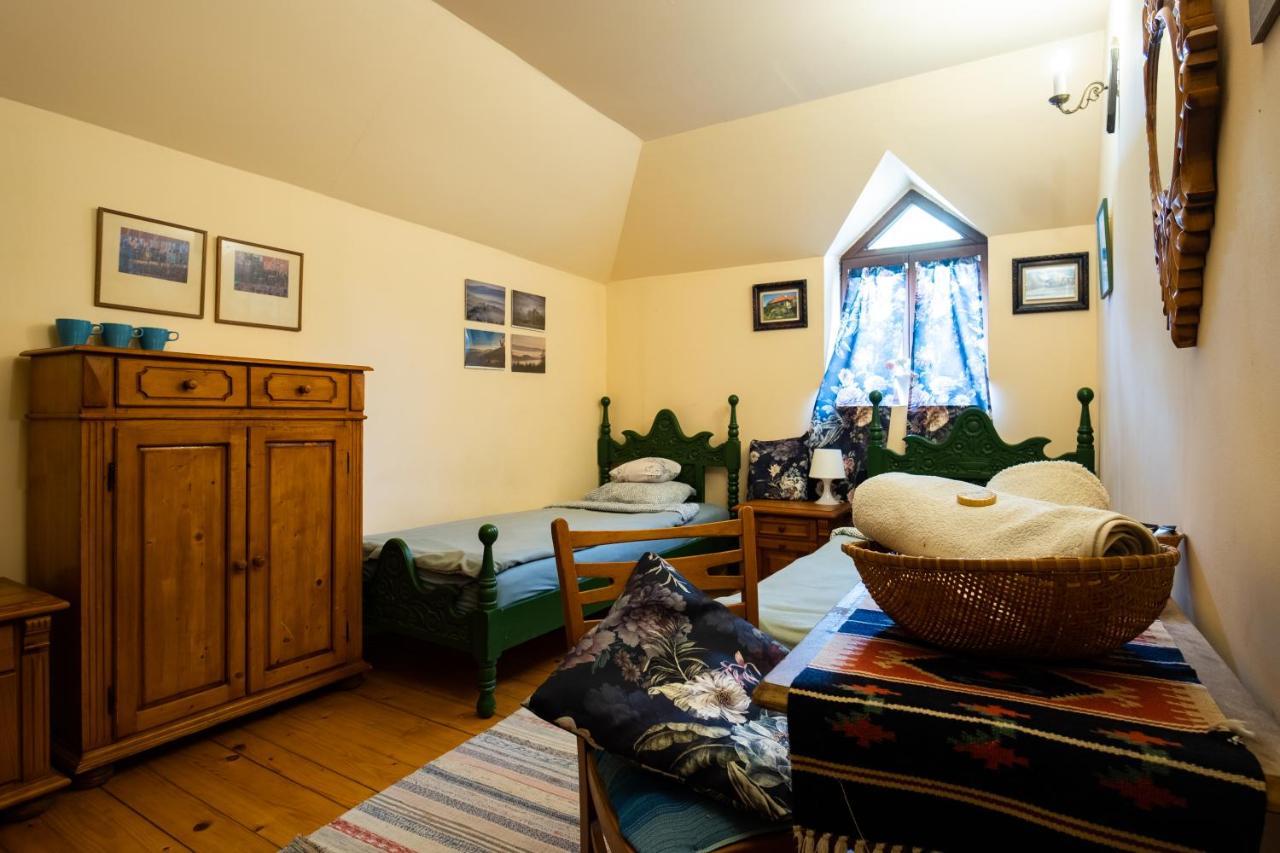 クラシチン Modryna Ranczo Bed & Breakfast エクステリア 写真