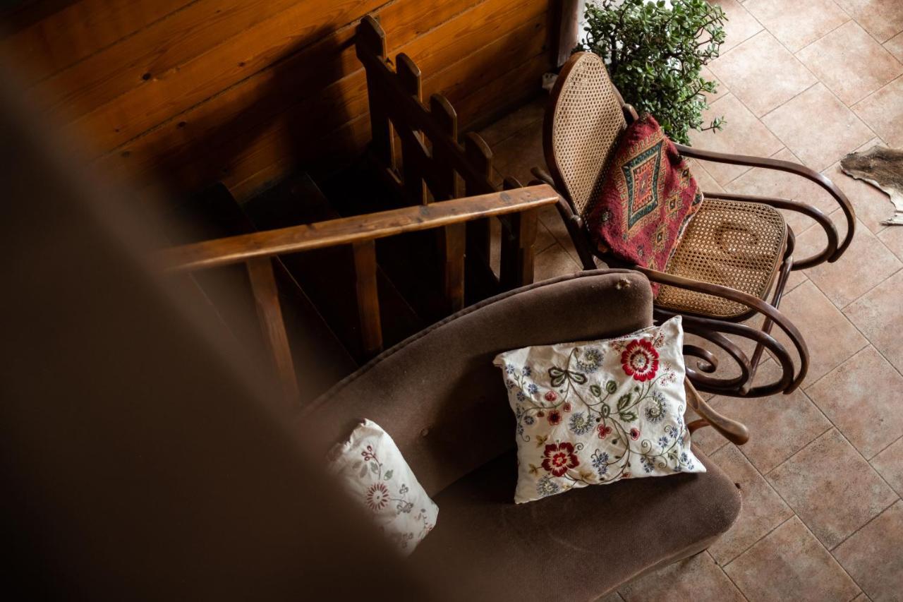 クラシチン Modryna Ranczo Bed & Breakfast エクステリア 写真