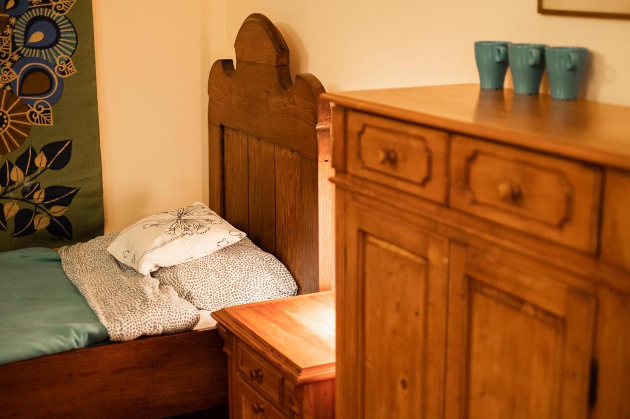 クラシチン Modryna Ranczo Bed & Breakfast エクステリア 写真