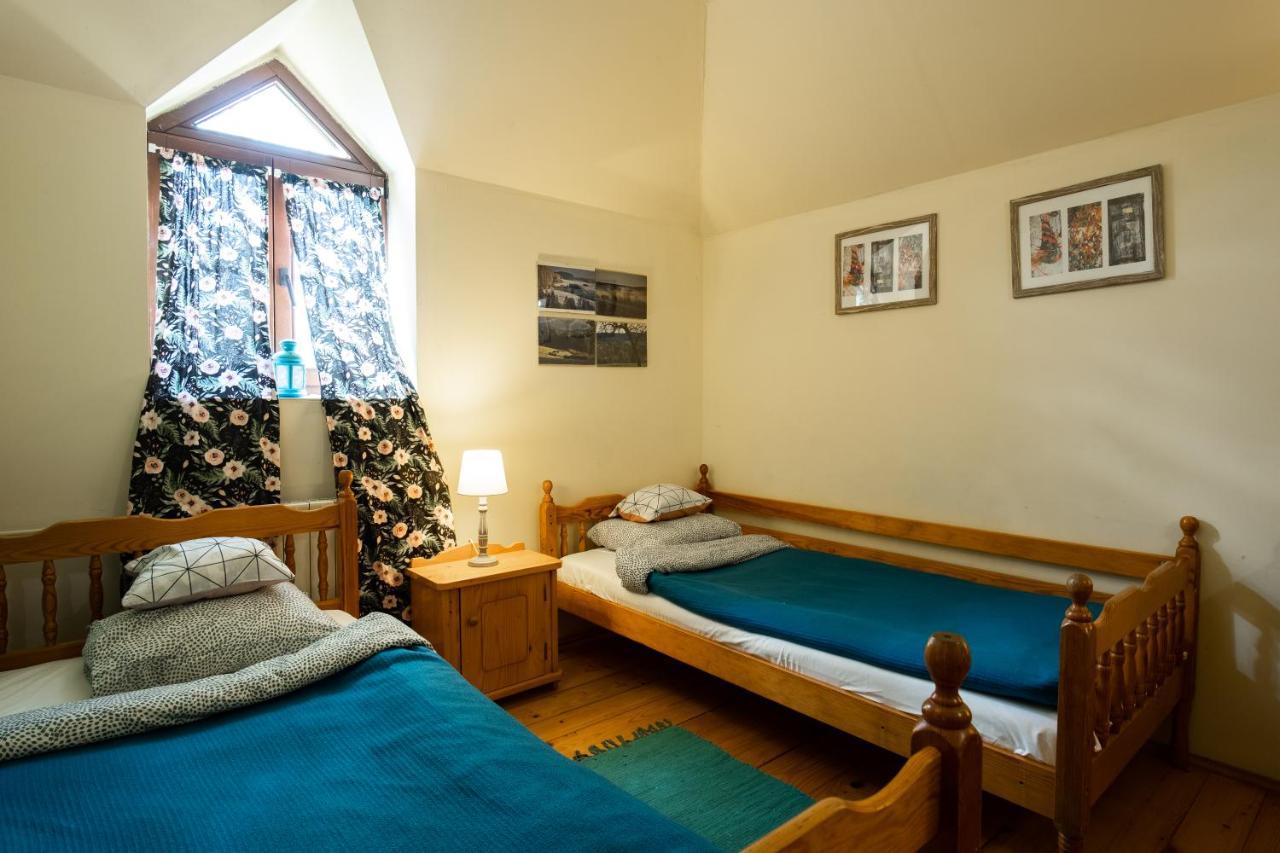 クラシチン Modryna Ranczo Bed & Breakfast エクステリア 写真