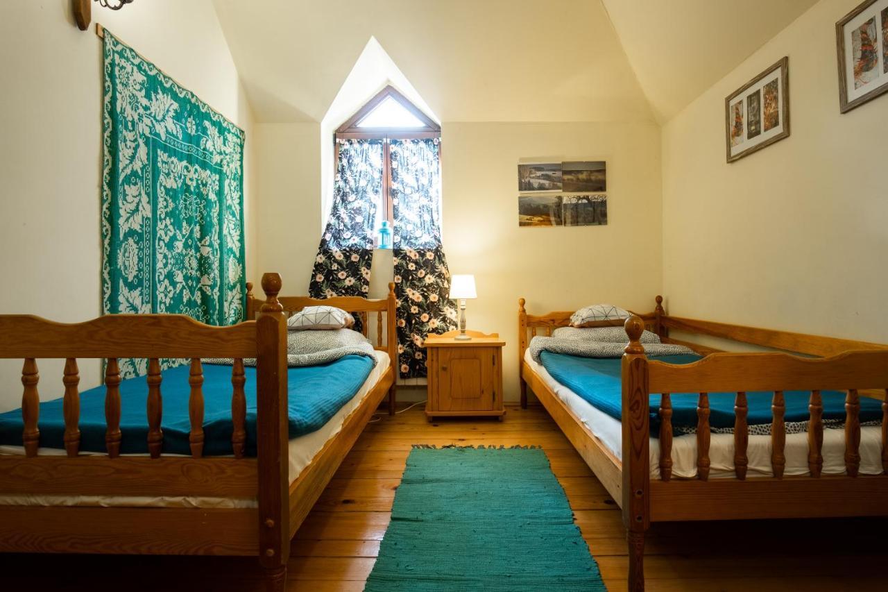 クラシチン Modryna Ranczo Bed & Breakfast エクステリア 写真