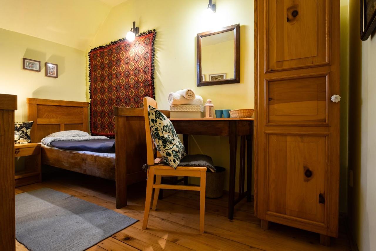 クラシチン Modryna Ranczo Bed & Breakfast エクステリア 写真